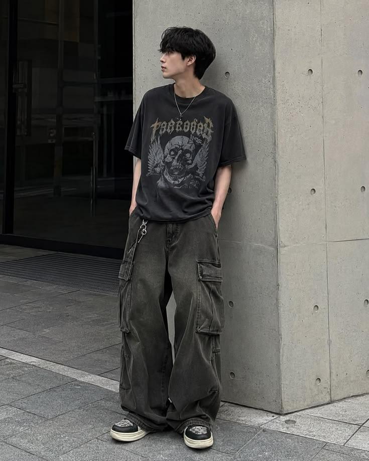 Black graphic tee and cargo pants streetwear outfit